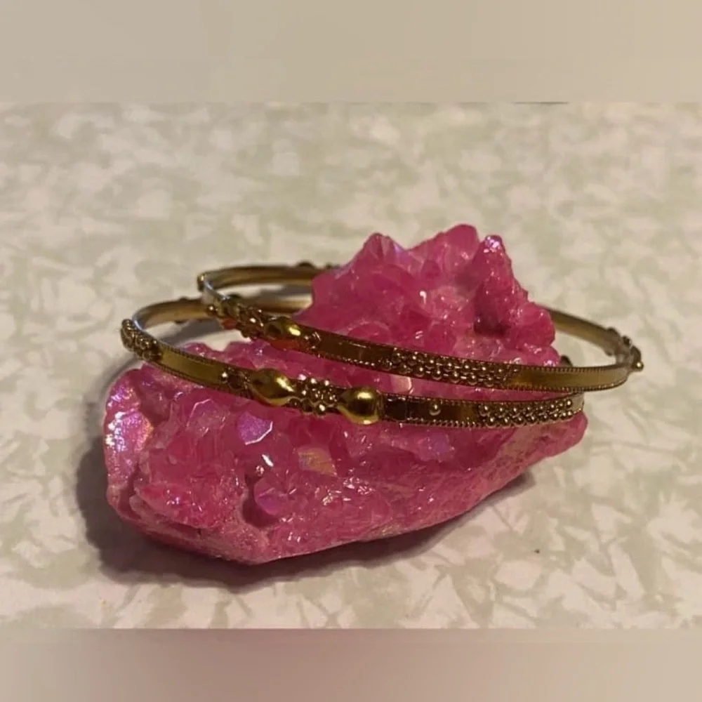 Vintage Costume Gold Tone Childs Bracelets #7678 you get both